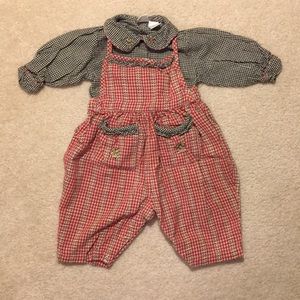 Zyno teddy bear shirt and overall outfit